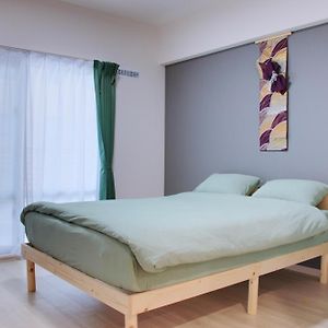 Standard Zimmer mit Kingsize-Bett